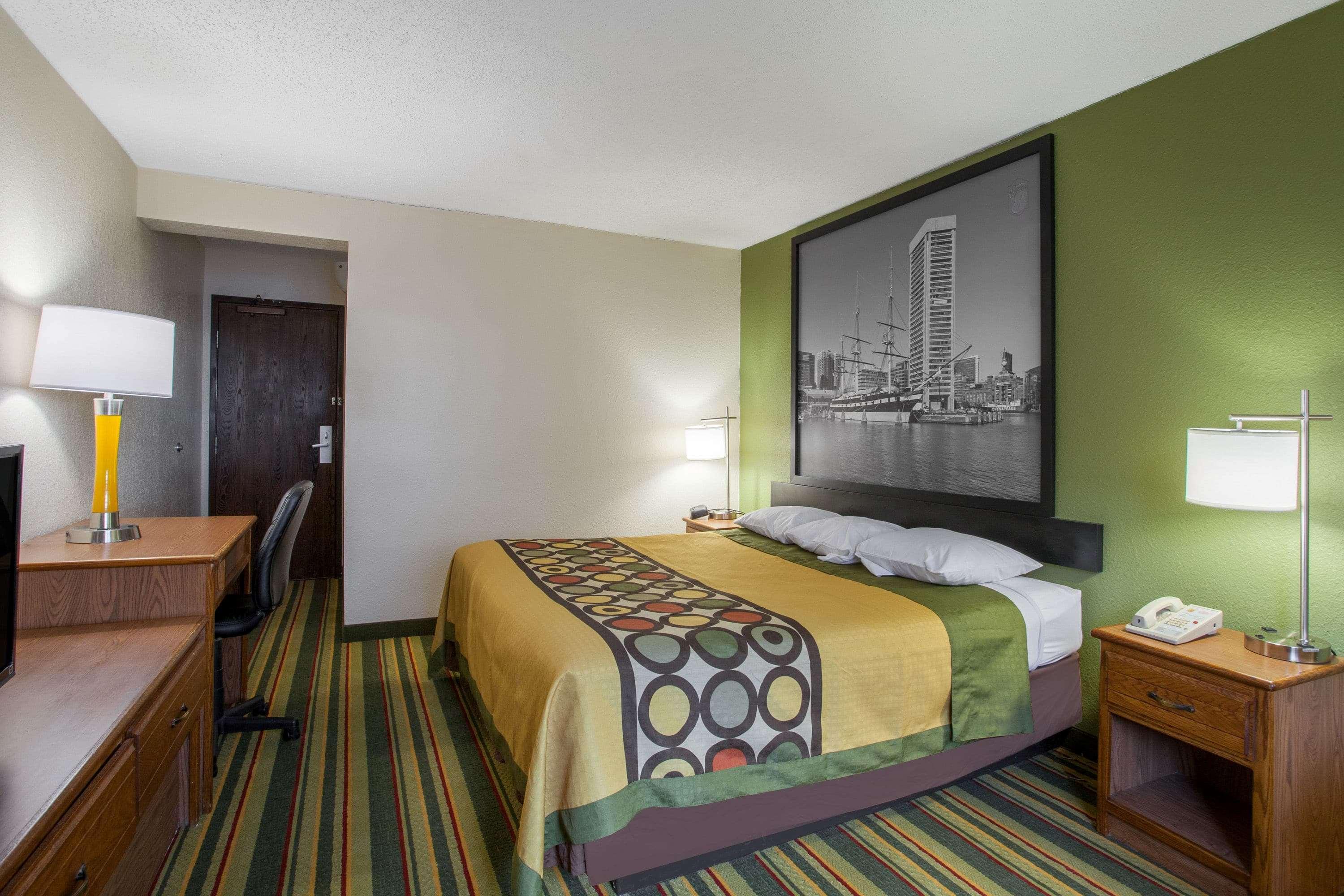 Отель Super 8 By Wyndham College Park Wash Dc Area Экстерьер фото