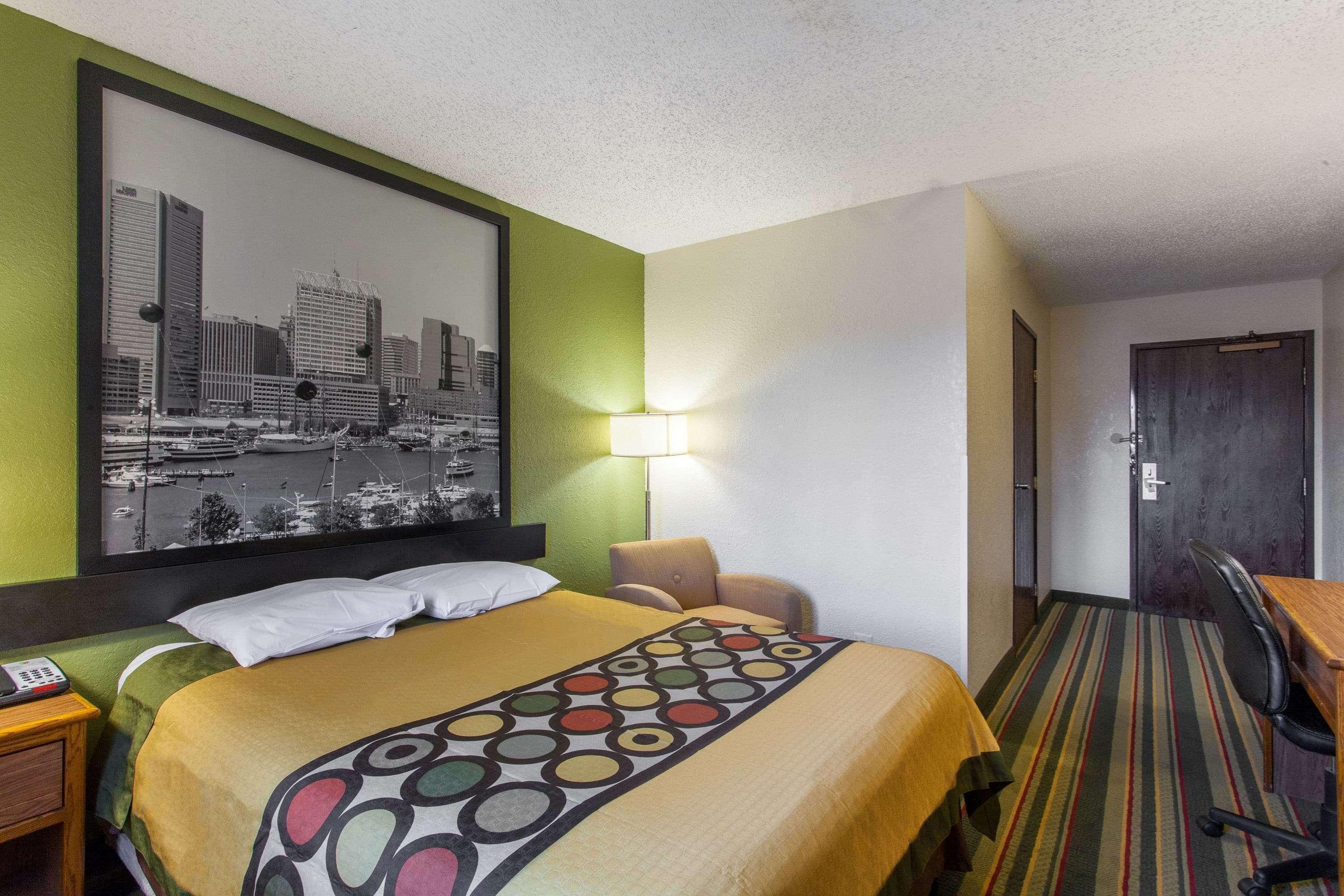 Отель Super 8 By Wyndham College Park Wash Dc Area Экстерьер фото
